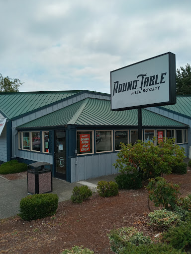 Pizza Restaurant «Round Table Pizza», reviews and photos, 15730 1st Avenue South, Burien, WA 98148, USA
