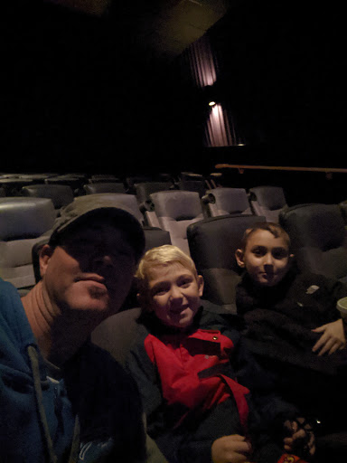 Movie Theater «Regal Cinemas Niagara Falls 12», reviews and photos, 720 Builders Way, Niagara Falls, NY 14304, USA