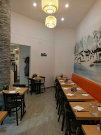 Atmosphère du Restaurant asiatique La Petite Cuisine 扬州小厨房 à Paris - n°3