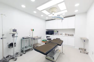 Lydian Clinic image