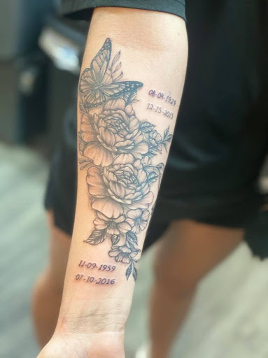 Find lesbian tattoo ideas for your next unique tattoo in Beaumont at Tattoos By Mundo