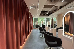 Be Salon Wheelock Orchard image