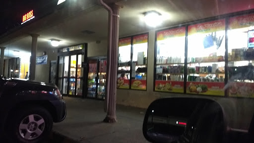 Supermarket «La Placita Supermarket», reviews and photos, 210 Glen St, Glen Cove, NY 11542, USA