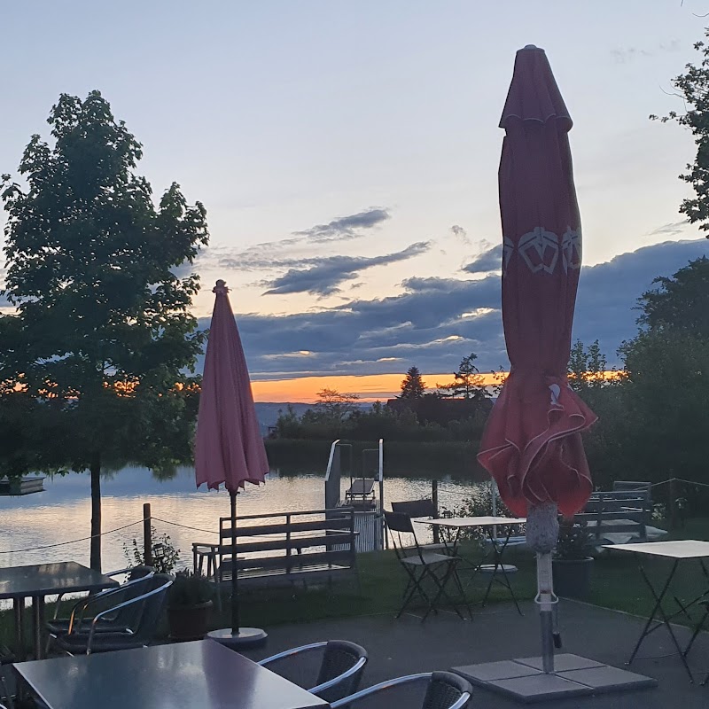 Mika's Kiosk & Restaurant am Hedinger Weiher