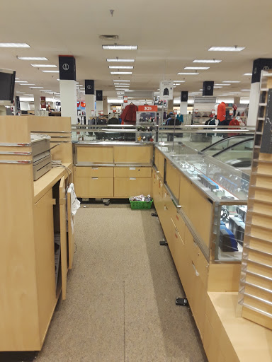 Department Store «Sears», reviews and photos, 6000 North Point Cir, Alpharetta, GA 30022, USA