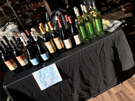 Wine Store «Clifton Commons Spirits and Wine», reviews and photos, 132 Kingsland Rd, Clifton, NJ 07014, USA