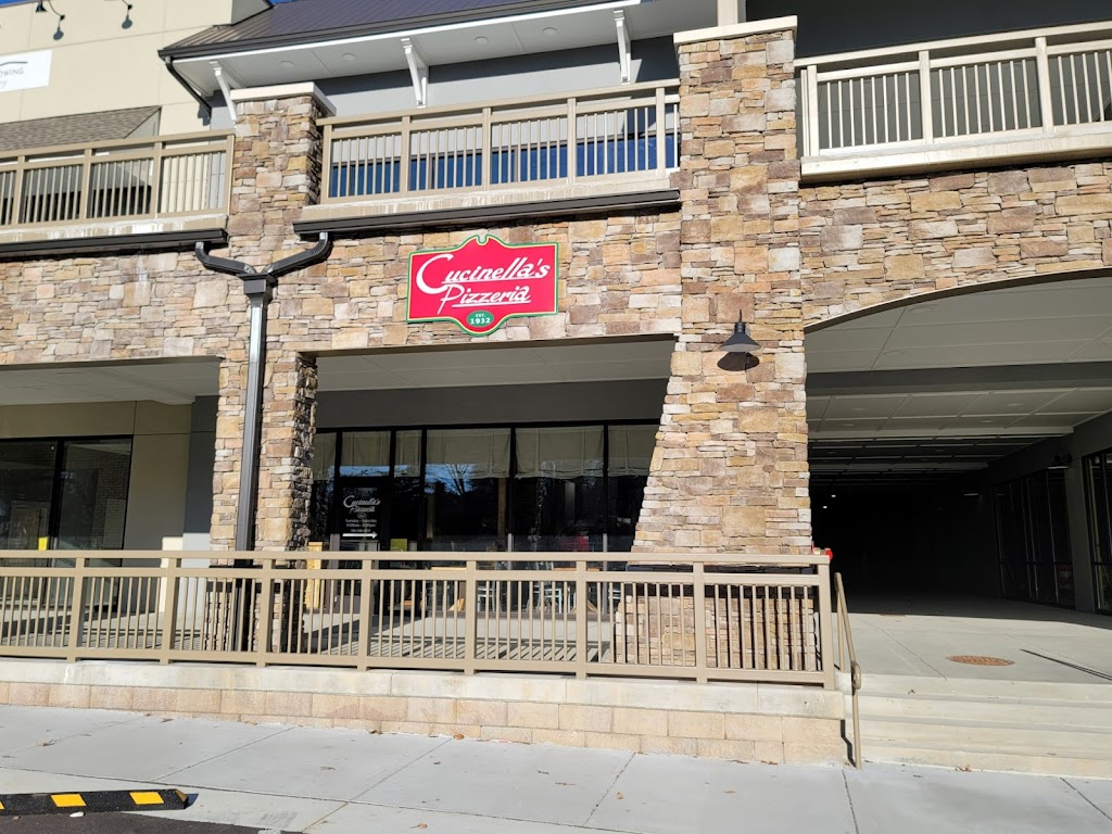 Cucinella's Pizzeria 30513