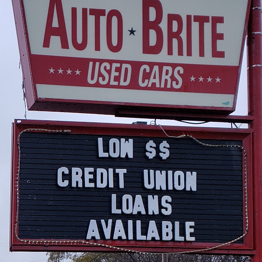 Used Car Dealer «Auto Brite Used Cars Inc», reviews and photos, 500 State St, Saginaw, MI 48602, USA