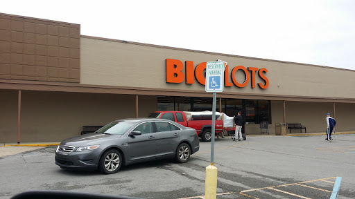 Big Lots, 2601 Fort Campbell Blvd, Hopkinsville, KY 42240, USA, 