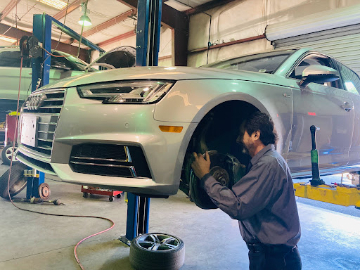 Auto Repair Shop «Import Auto Inc», reviews and photos, 6735 Atlanta Hwy, Alpharetta, GA 30004, USA