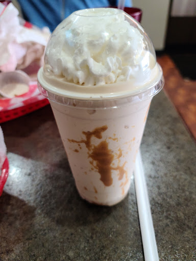 Hamburger Restaurant «lov-a burger», reviews and photos, 49660 Gratiot Ave, New Baltimore, MI 48051, USA