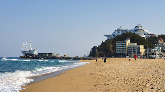 Jeongdongjin Beach