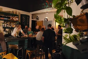 Bar De La Halle image