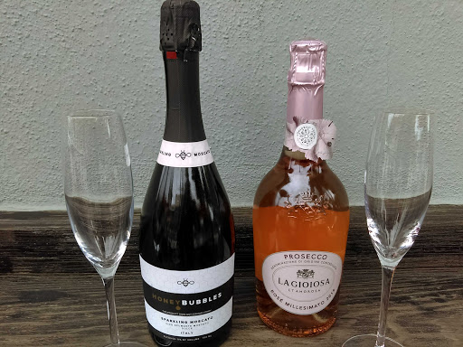 Wine Store «San Dimas Wine Shop & Tasting Room», reviews and photos, 225 W Bonita Ave, San Dimas, CA 91773, USA