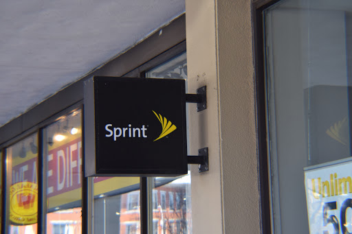 Cell Phone Store «Sprint Store», reviews and photos, 908 Chapel St, New Haven, CT 06510, USA