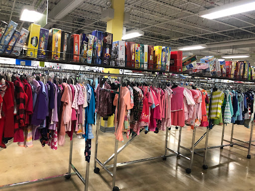 Thrift Store «Westminster Goodwill Retail Store and Donation Center», reviews and photos, 200 Baltimore Blvd, Westminster, MD 21157, USA