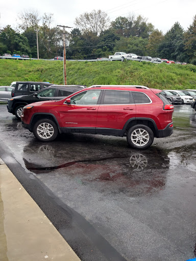 Car Dealer «Outten Chrysler Dodge Jeep RAM», reviews and photos, 16614 Pottsville Pike, Hamburg, PA 19526, USA