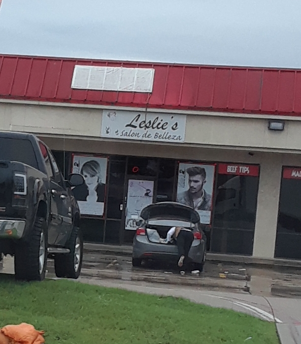 Leslie's Salon De Belleza 76010