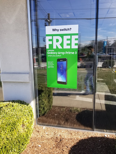 Cell Phone Store «Cricket Wireless», reviews and photos, 4431 Dixie Hwy #102, Louisville, KY 40216, USA