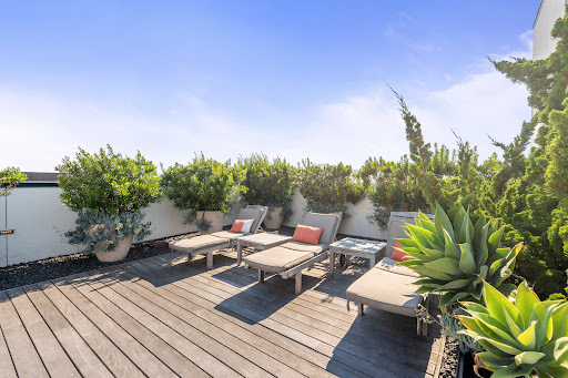 Mosaik Real Estate image