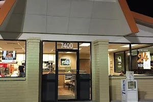 Whataburger image