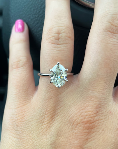 Jeweler «Ronnies Jeweler’s and Loans», reviews and photos, 7716 Cooley Lake Rd, Waterford Twp, MI 48327, USA