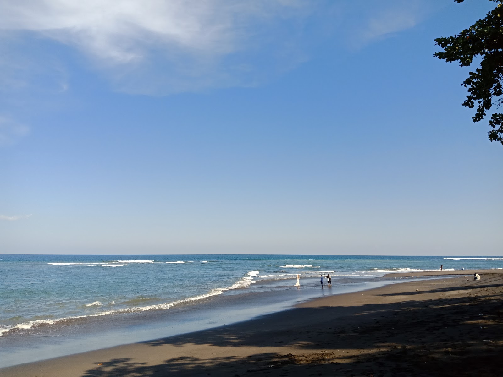 Fotografija Saba Beach z modra čista voda površino