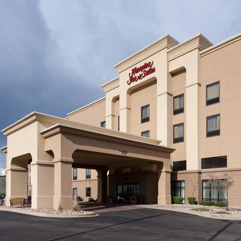 Hampton Inn & Suites Cedar Rapids - North