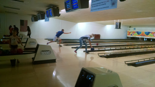 Bowling Alley «Pike Lanes Bowling Inc», reviews and photos, 121 2nd St Pike, Southampton, PA 18966, USA
