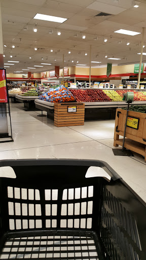 Supermarket «Shoppers Food & Pharmacy - Catonsville Plz», reviews and photos, 5457 Baltimore National Pike, Baltimore, MD 21229, USA