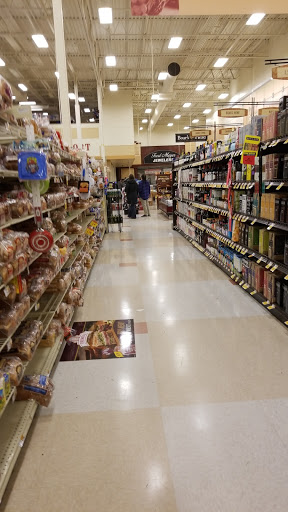 Grocery Store «Fred Meyer», reviews and photos, 777 NW Kings Blvd, Corvallis, OR 97330, USA