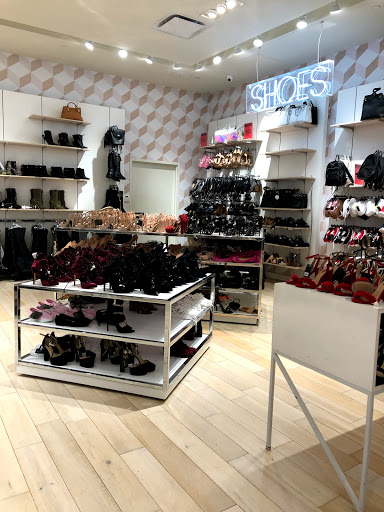 Clothing Store «Forever 21», reviews and photos, 602 Briarwood Cir D101, Ann Arbor, MI 48108, USA