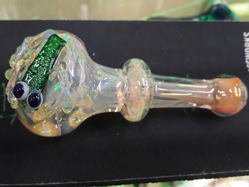 Tobacco Shop «Cole Street Smoke Shop», reviews and photos, 610 Cole St, San Francisco, CA 94117, USA