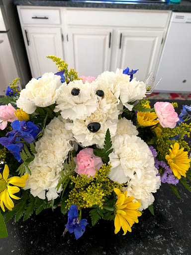 Florist «Park Square Florist», reviews and photos, 1300 Park Ave, Woonsocket, RI 02895, USA