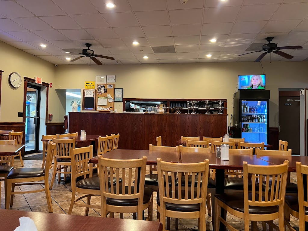 George's Pizza Restaurant 06106