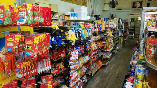 Grocery Store «Sunnyside Market», reviews and photos, 502 Mountain Ave SW, Roanoke, VA 24016, USA