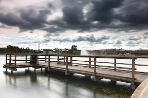 Lakeside Pakenham Lake image