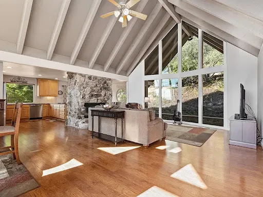 Folsom Lake Realty image