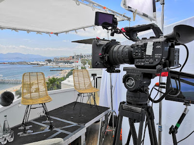 Oneway // Cannes Film Services - location - Prestation à Le Cannet