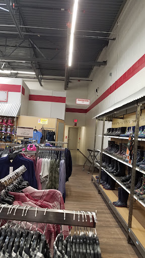 Home Improvement Store «Tractor Supply Co.», reviews and photos, 911 Griffin Ave, Enumclaw, WA 98022, USA