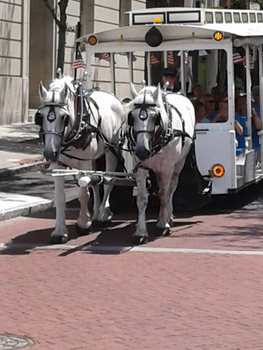 Eclectic Restaurant «Riverboat Landing», reviews and photos, 2 Market St, Wilmington, NC 28401, USA