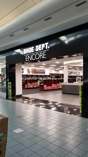 Clothing Store «Express», reviews and photos, 400 NJ-38, Moorestown, NJ 08057, USA