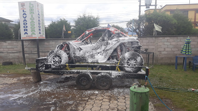 Opiniones de LAVADORA Y LUBRICADORA BIG GAR en Quito - Servicio de lavado de coches