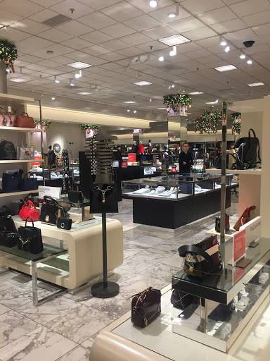 Department Store «Nordstrom Downtown Portland», reviews and photos, 701 SW Broadway, Portland, OR 97205, USA