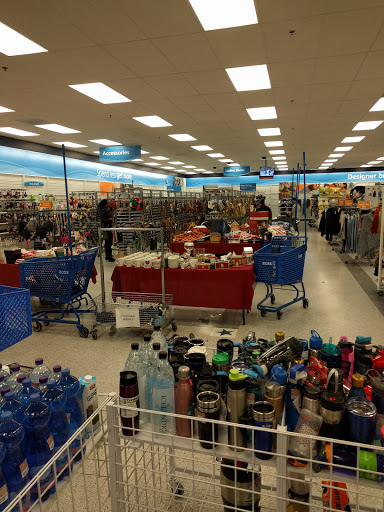 Clothing Store «Ross Dress for Less», reviews and photos, 18520 33rd Ave W, Lynnwood, WA 98037, USA