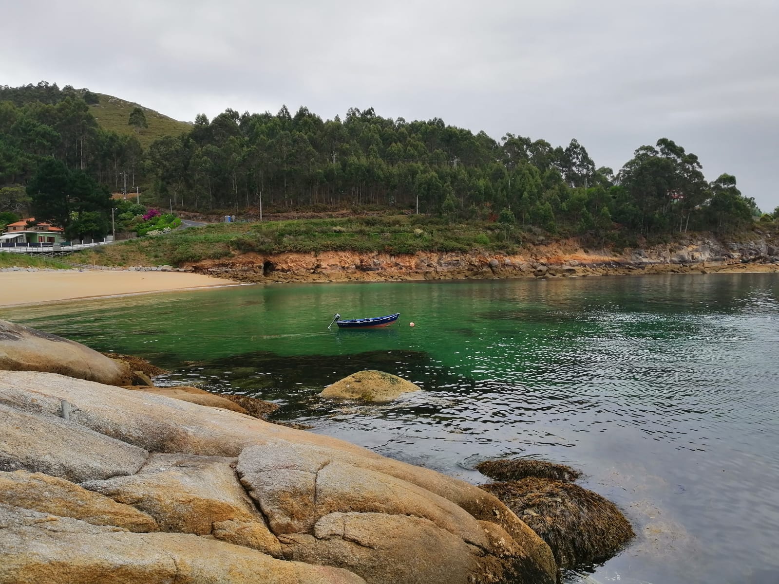 Praia de Carino'in fotoğrafı çok temiz temizlik seviyesi ile