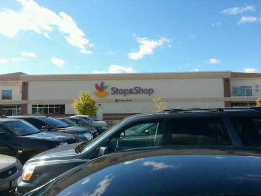 Grocery Store «Stop & Shop», reviews and photos, 575 Greenwich Ave, Warwick, RI 02886, USA