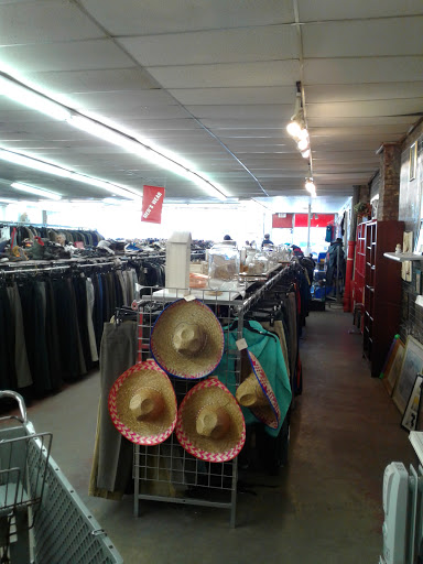 Thrift Store «The Salvation Army Family Store & Donation Center», reviews and photos, 6536 W Roosevelt Rd, Oak Park, IL 60304, USA