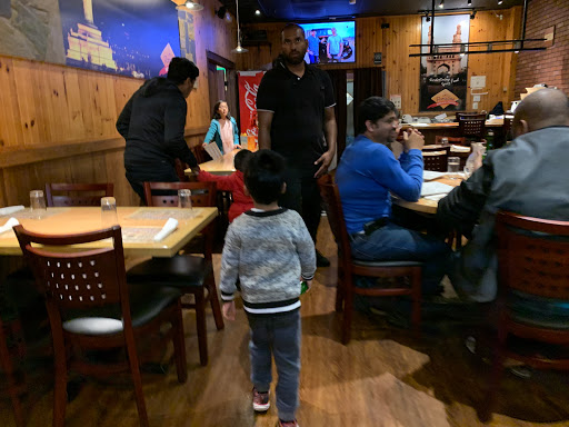 Shopping Mall «Raritan Mall», reviews and photos, 166 Orlando Dr, Raritan, NJ 08869, USA