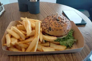 Un Burger Reghin image